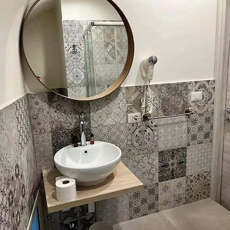 Lucrezia's A Apartment *