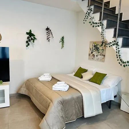 Apartment Lucrezia's A *