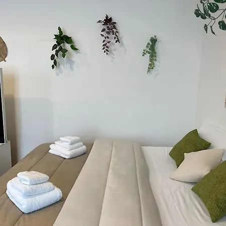 Apartment Lucrezia's A *